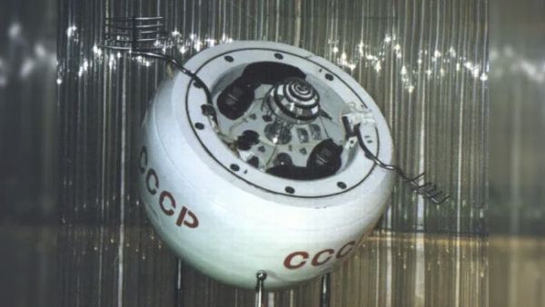 OLD SOVIET VENUS LANDER'S FALL TO EARTH WILL BE NO ORDINARY SPACE JUNK CRASH. HERE'S WHY