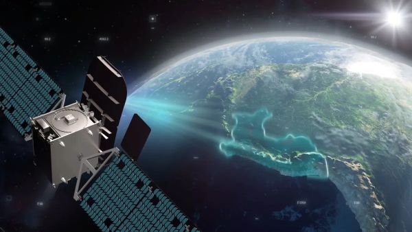 HOW SMALLER SATELLITES ARE RESHAPING THE GEOSTATIONARY ORBIT MARKET