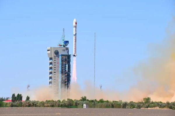 CHINA LAUNCHES FIRST OF 2,800 SATELLITES FOR AI SPACE COMPUTING CONSTELLATION