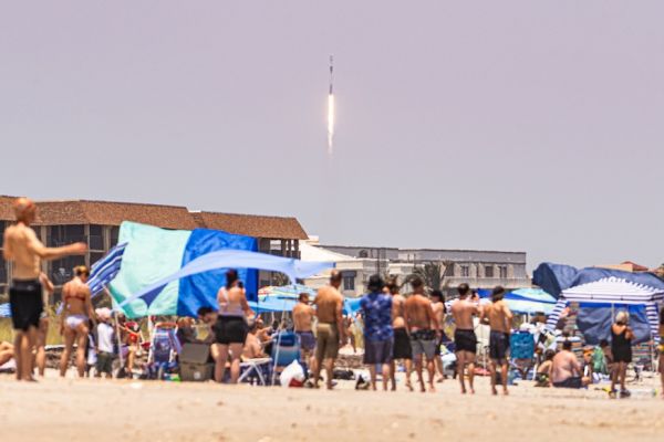 SPACEX LAUNCHES 23 STARLINK SATELLITES ON MEMORIAL DAY WEEKEND FALCON 9 FLIGHT