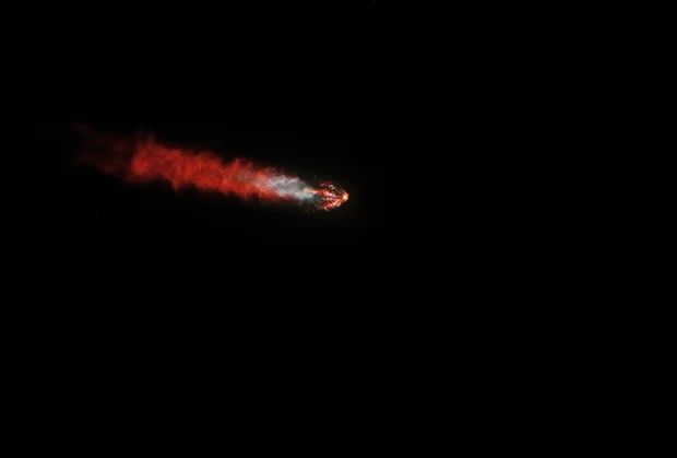 SONIC BOOM SHAKES SOUTHERN CALIFORNIA AS SPACEX DRAGON RETURNS TO EARTH