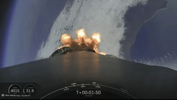 SPACEX LAUNCHES FRESH GROUP OF STARLINK SATELLITES FROM FOGGY VANDENBERG SPACE FORCE BASE, SUCCESSFULLY LANDS BOOSTER