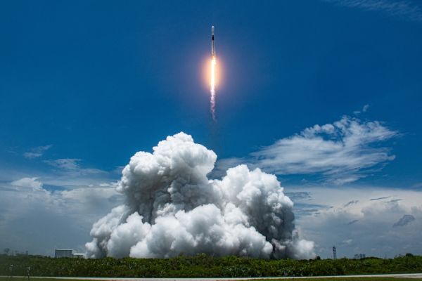 U.S. SPACE FORCE, LOCKHEED MARTIN LAUNCH NEWEST GPS SATELLITE ON SPACEX FALCON ROCKET