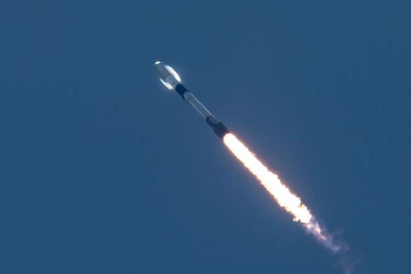 WEST COAST FALCON 9 LAUNCHES 27 SATELLITES FOR SPACEX’S STARLINK INTERNET SERVICE