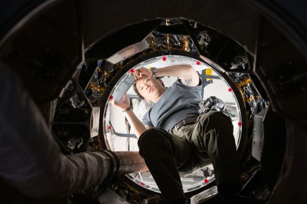 CREW PREPS FOR FOURTH AXIOM PRIVATE MISSION, KEEPS UP HUMAN RESEARCH