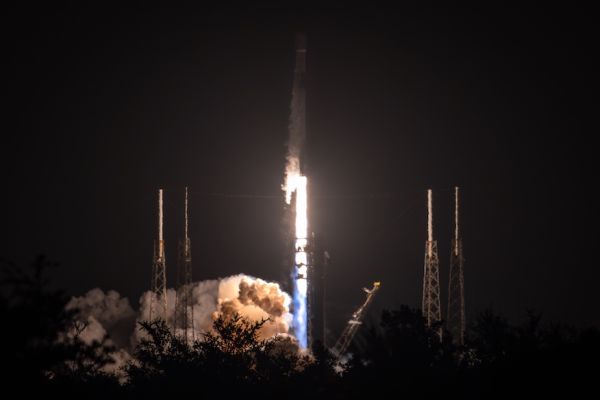 SPACEX LAUNCHES 28 STARLINK SATELLITES ON FALCON 9 ROCKET FROM CAPE CANAVERAL