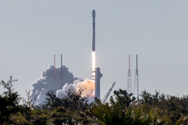 SPACEX LAUNCHES 28 STARLINK SATELLITES ON FALCON 9 ROCKET FROM CAPE CANAVERAL