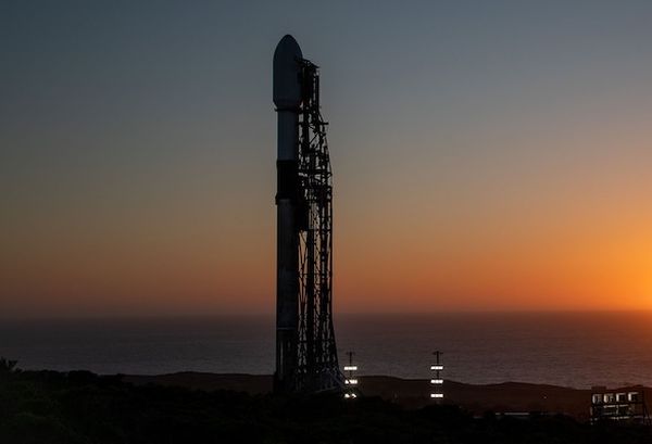 SPACEX LAUNCHES 24 STARLINK SATELLITES INTO POLAR ORBIT