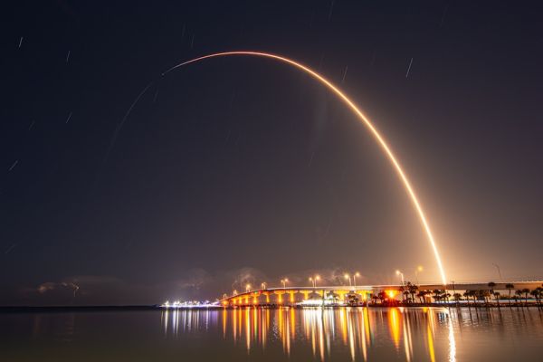 SPACEX LAUNCHES SUNDAY STARLINK MISSION FOLLOWING SATURDAY SCRUB