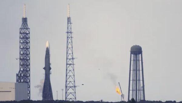 INTENSE SOLAR STORM DELAYS BLUE ORIGIN LAUNCH OF NASA MARS PROBES