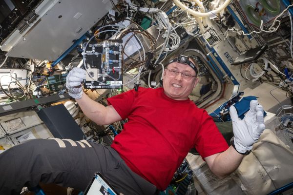 STATION TRIO BACK ON EARTH; EXPEDITION 74 KEEPS UP SCIENCE, MAINTAINS SYSTEMS