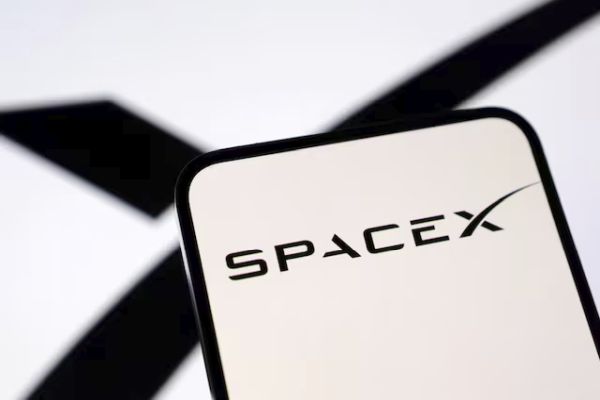 FCC APPROVES SPACEX PLAN TO DEPLOY AN ADDITIONAL 7,500 STARLINK SATELLITES
