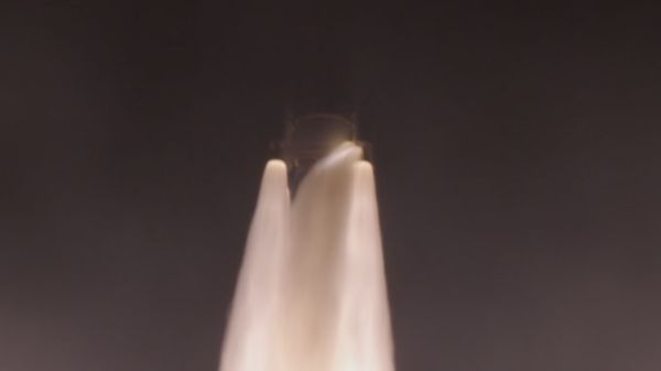 VULCAN SUFFERS SOLID ROCKET BOOSTER PROBLEM DURING USSF-87 LAUNCH