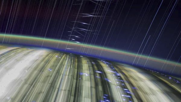 SATELLITE MEGACONSTELLATIONS CONTINUE TO GROW. COULD THEIR DEBRIS FALL ON US?