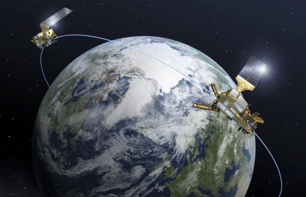 FIRST METOP SECOND GENERATION-B SATELLITE SPREADS ITS WING