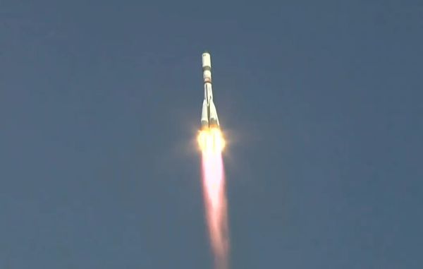 PROGRESS CARGO CRAFT LAUNCHES TO RESUPPLY STATION CREW