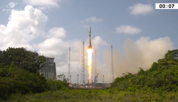 ARIANESPACE SOYUZ ST-A LAUNCHES WITH CSO-1