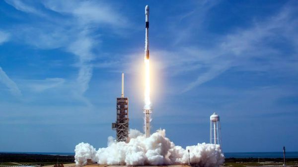 SPACEX IS ABOUT TO TAKE THE LEAD IN THE SATELLITE INTERNET RACE