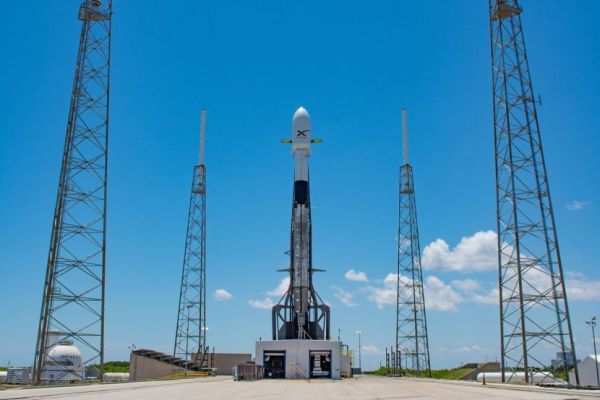SPACEX DELAYS LAUNCH OF 60 STARLINK SATELLITES AGAIN, THIS TIME FOR SOFTWARE CHECKS