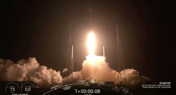 SPACEX LAUNCHES STARLINK: WAITING FOR DEPLOYMENT OF 60 SATELLITES IN LANDMARK MISSION