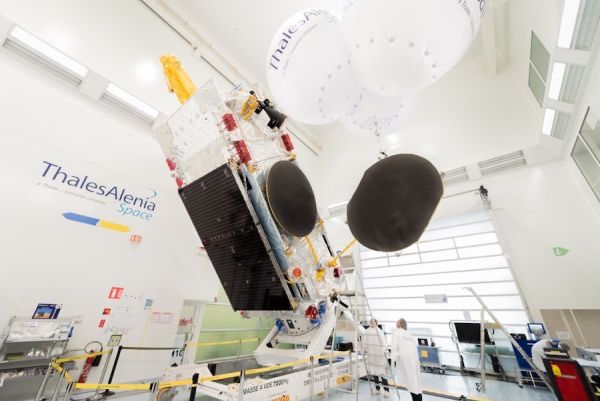 NEWLY-LAUNCHED RUSSIAN TELECOM SATELLITE RELYING ON BACKUP THRUSTERS