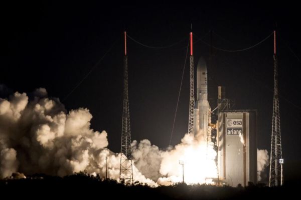 MILITARY SPY SATELLITE TARGETING IRAN CRASHES TO EARTH AFTER CATASTROPHIC FAILURE