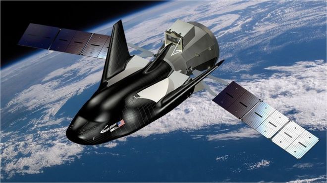 SPACEPLANE GETS A RIDE FOR SPACE STATION TRIPS