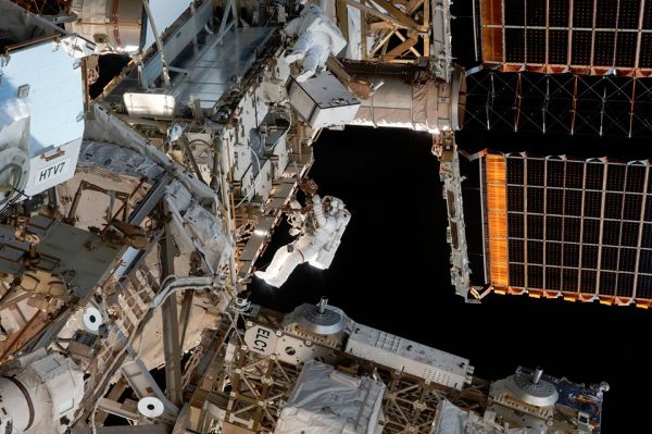 NASA TV TO AIR US SPACEWALK, BRIEFING ON SPACE STATION DOCKING PORT INSTALL