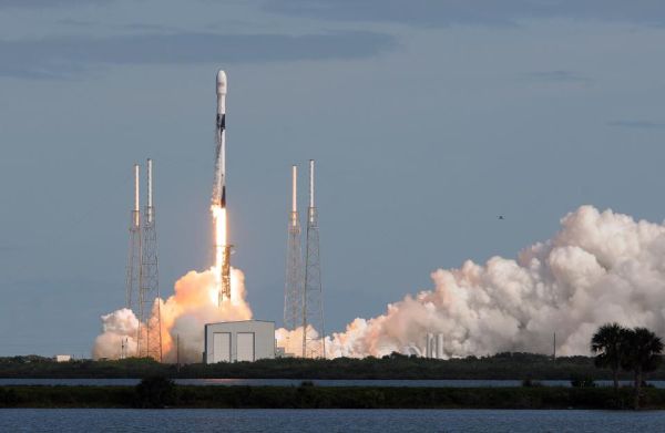 SATELLITE SWARMS PUSH UPDATE OF SPACE JUNK GUIDELINES