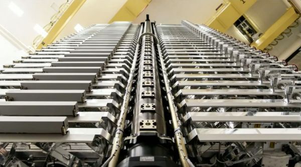 SPACEX CONSIDERS STARLINK SPINOFF AS TEAMS READY FOR MID-FEBRUARY LAUNCH