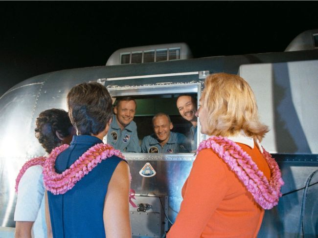 WHAT QUARANTINE IS LIKE FOR AN ASTRONAUT