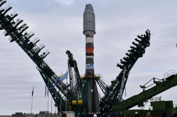 ONEWEB PLANS SATURDAY SATELLITE LAUNCH FROM KAZAKHSTAN