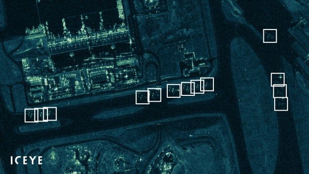 THE US ECONOMY HAS COME TO A STANDSTILL, SATELLITE IMAGERY SHOWS