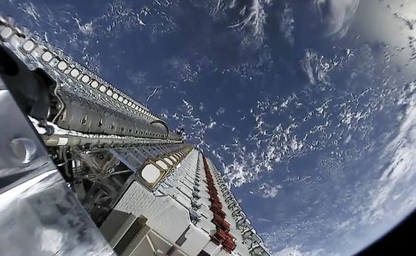 US MILITARY MAY START MOVING TOWARDS LAUNCHING FLEETS OF TINY SATELLITES