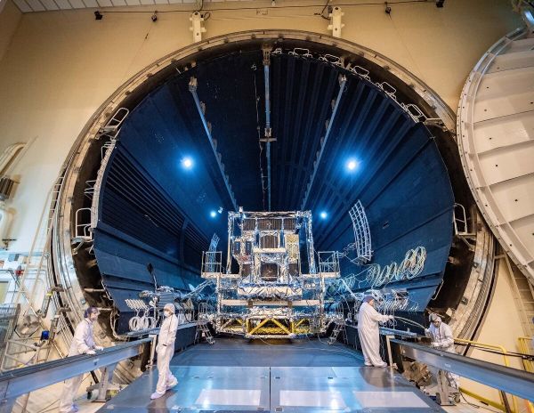 MISSILE WARNING SATELLITE COMPLETES SPACE ENVIRONMENT TESTING