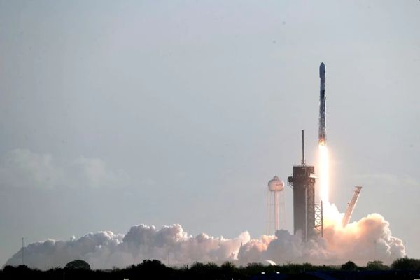 SPACEX DELAYS ITS 10TH LAUNCH OF STARLINK SATELLITES