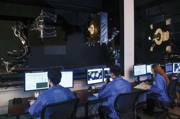 THIS SATELLITE TOW TRUCK COULD BE THE START OF A MULTIBILION-DOLLAR BUSINESS