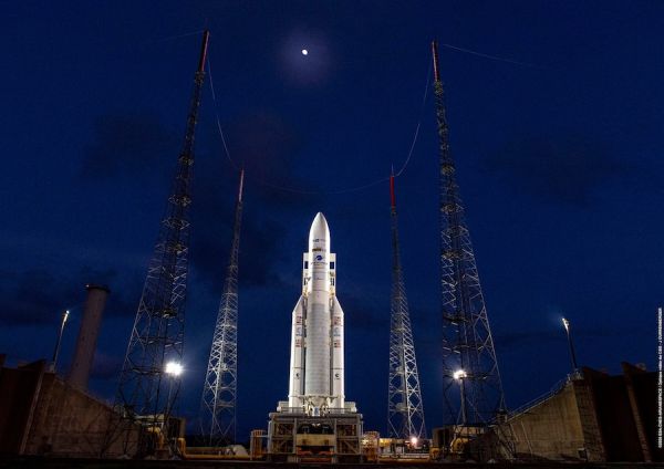 ARIANE 5 ROCKET RETURNING TO HANGAR FOR SENSOR SWAP