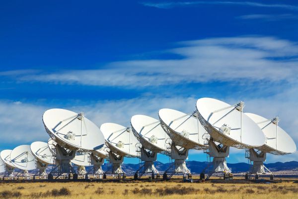 HACKERS ARE BUILDING AN ARMY OF CHEAP SATELLITE TRACKERS