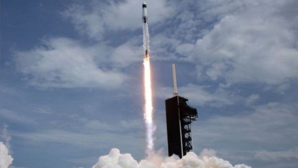 GERMANY EYES SPACE SATELLITE LAUNCHPAD IN NORTH SEA