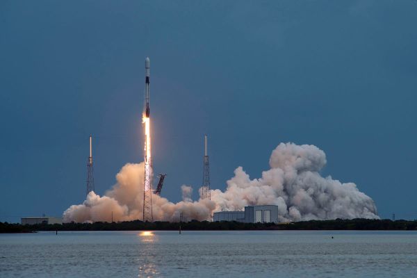 SPACEX ADDS ANOTHER 60 SATELLITES TO STARLINK NETWORK