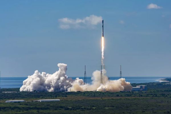 SPACEX SCRUBS STARLINK SATELLITE LAUNCH ON RECORD 7TH FLIGHT OF A FALCON 9 ROCKET