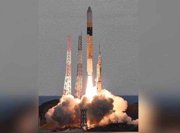 JAPANESE DATA RELAY SATELLITE LAUNCHES ON H-2A ROCKET