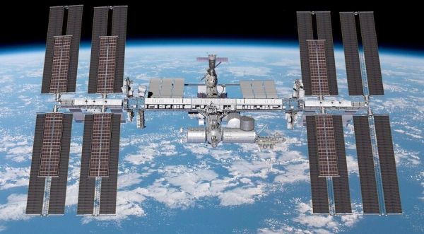 NASA TO UPGRADE SPACE STATION SOLAR ARRAYS