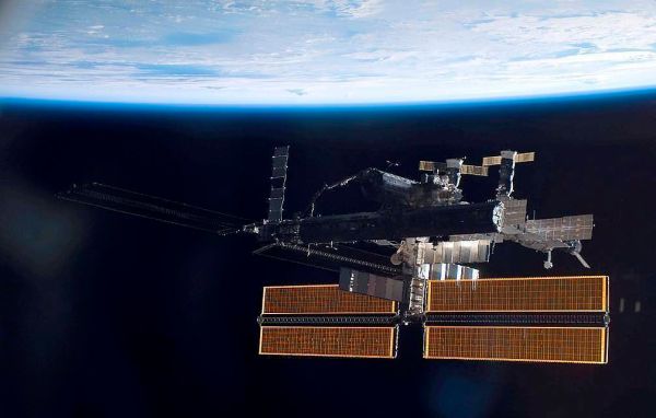 SIZE OF CRACK ABOARD SPACE STATION UNCHANGED, SAYS RUSSIAN COSMONAUT