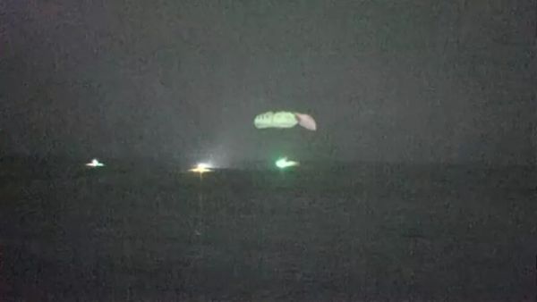 SPACEX CREW DRAGON MAKES 1ST NIGHTTIME SPLASHDOWN WITH US ASTRONAUTS SINCE APOLLO ERA