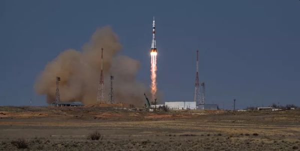 RUSSIAN FILM CREW PASSES MEDICAL CHECKS FOR OCTOBER LAUNCH TO SPACE STATION