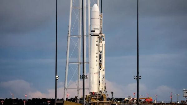BLOBS IN SPACE AND OTHER COOL SCIENCE LAUNCHING TO THE SPACE STATION TUESDAY