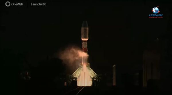 ARIANESPACE SOYUZ ROCKET LAUNCHES 34 MORE ONEWEB INTERNET SATELLITES TO ORBIT