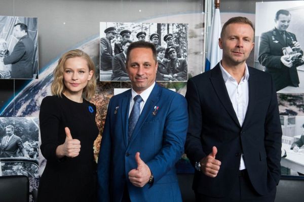 RUSSIAN SPACE MOVIE CREW SET FOR BLAST-OFF
